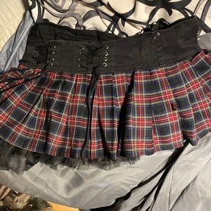 Plaid skirt